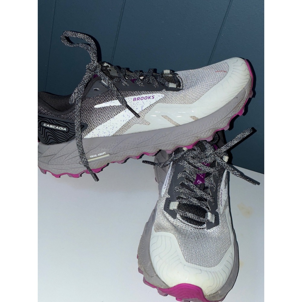 Brooks Cascadia 17 Womens Trail Running Shoes Grey Pink 1203921B028 - Picture 12 of 13